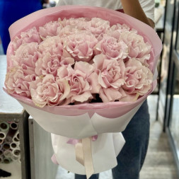 Букет 9 французких нежно-розовых роз